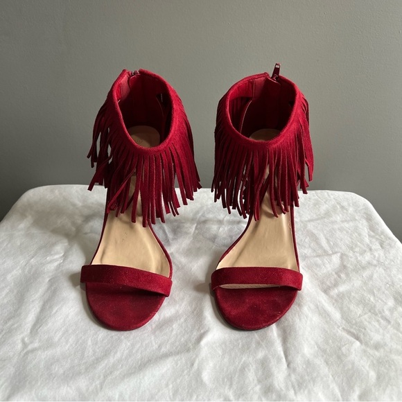 Wild DIVA Lounge Red Fringe Heels - Picture 9 of 9